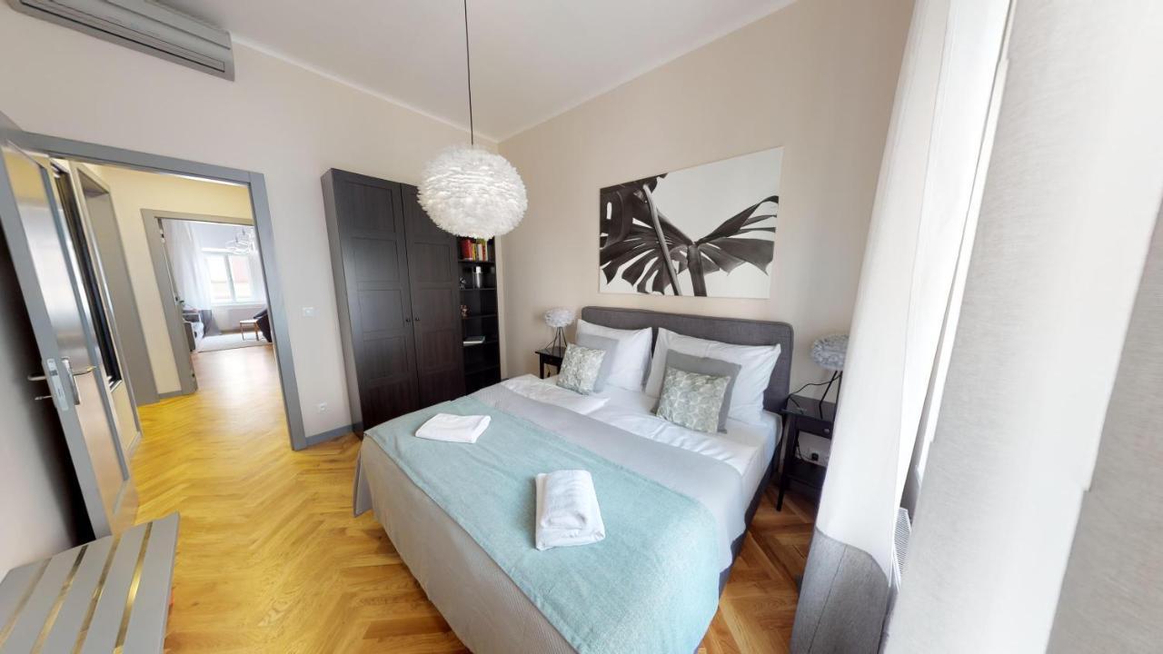 Garden Suites Residence By Tkc Praha Bagian luar foto